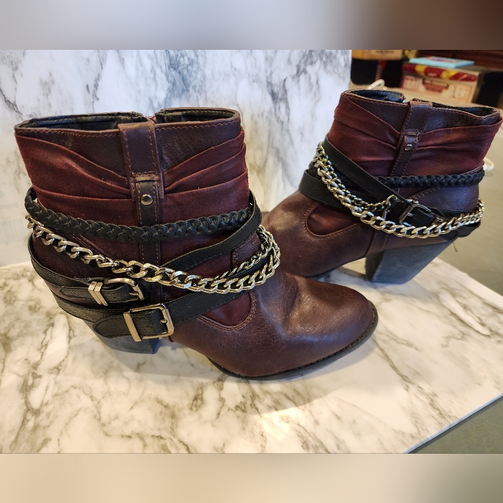Bke sole Petra Buckle vegan leather strappy chain ankle boots size 9